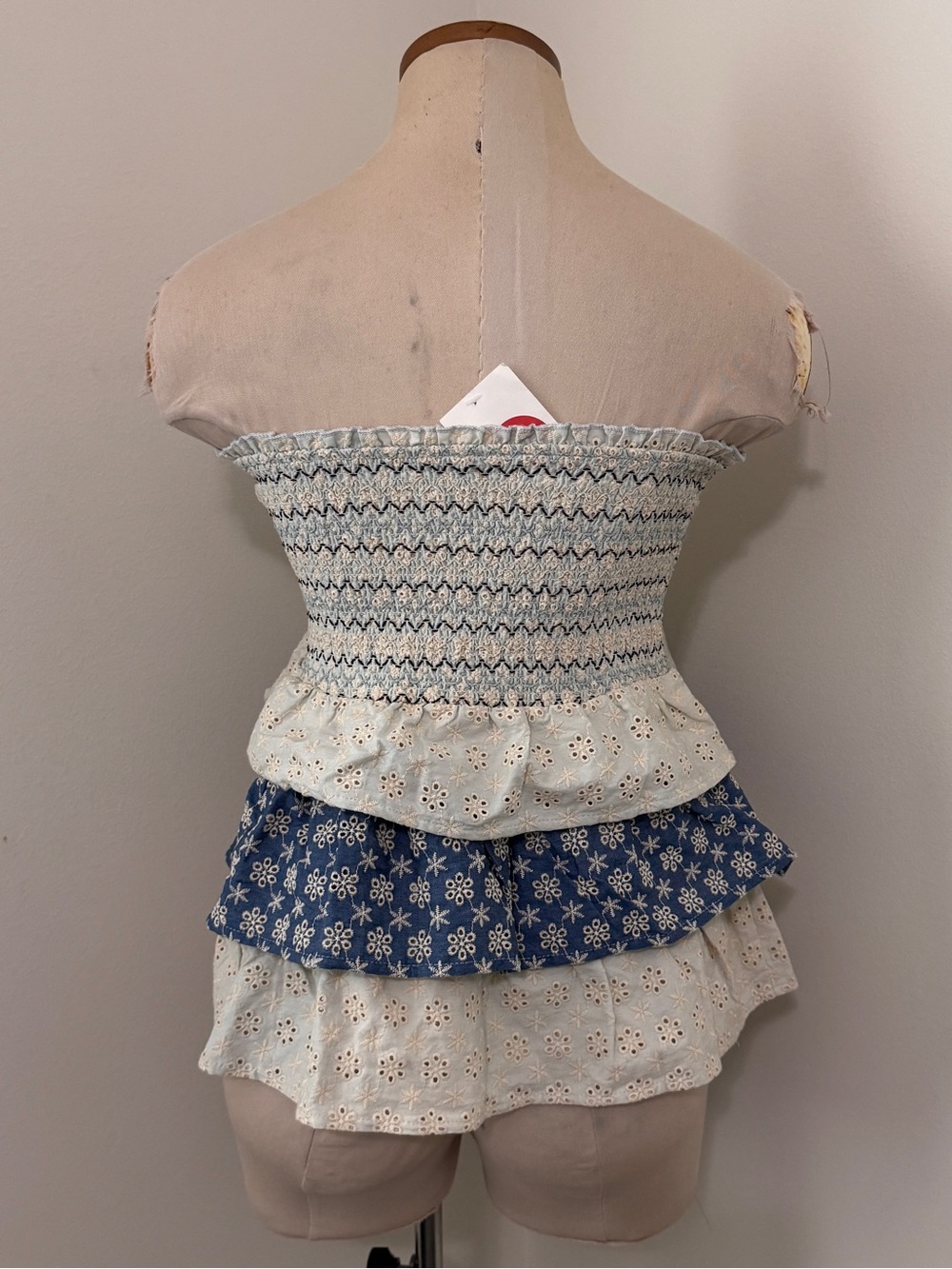 NEW Storia Medium Strapless Smocked Tiered Eyelet Tank Top ~ Boho Festival Beach - Picture 2 of 7
